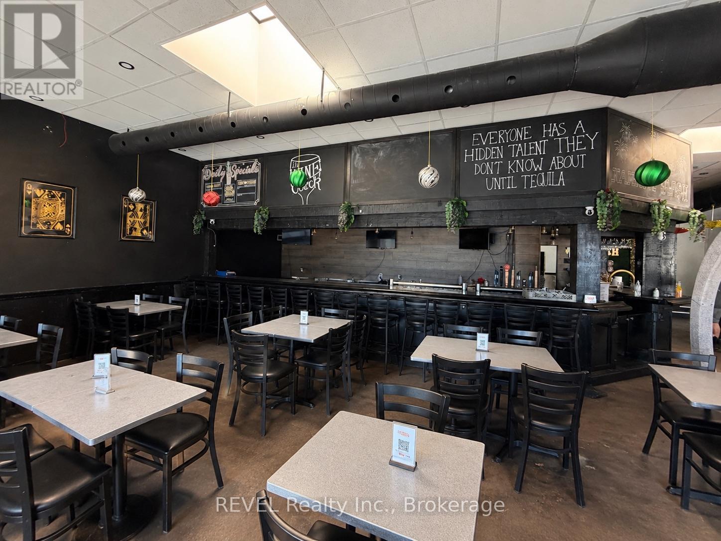 547-549 Ontario Street, St. Catharines, Ontario  L2N 4N4 - Photo 5 - X13153986