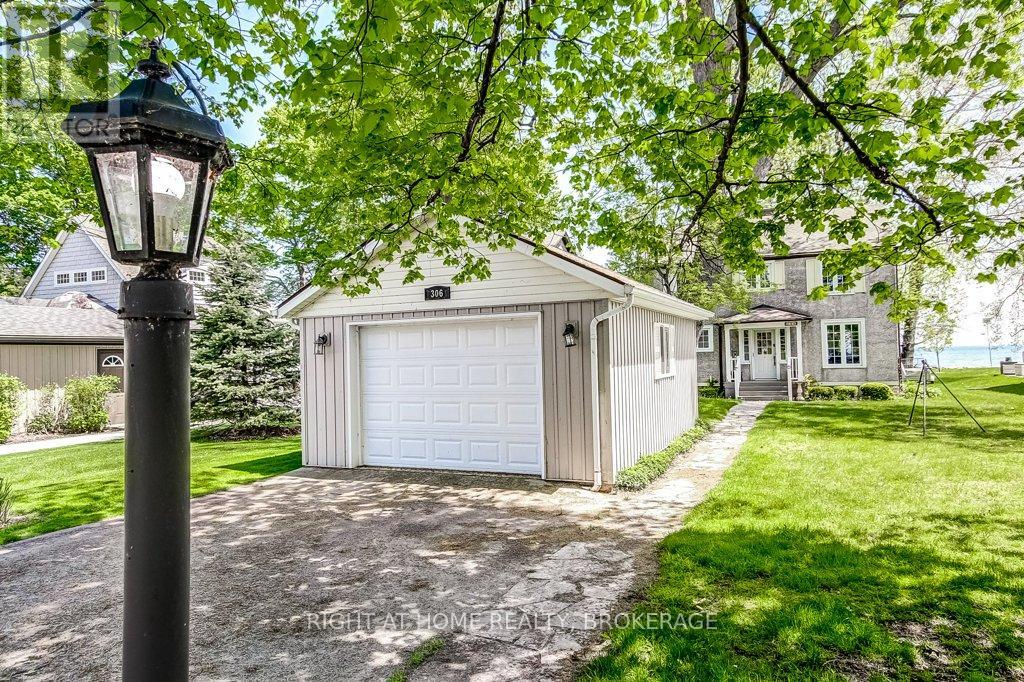 306 Prospect Point Road S, Fort Erie, Ontario  L0S 1N0 - Photo 2 - X13154244