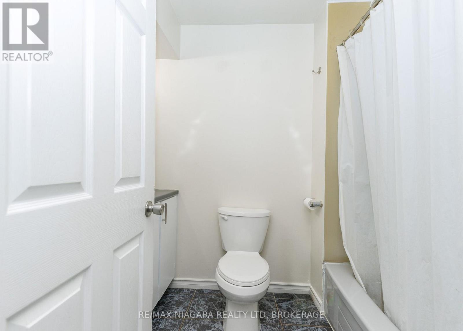 3252 Young Avenue, Fort Erie, Ontario  L0S 1N0 - Photo 18 - X13154494