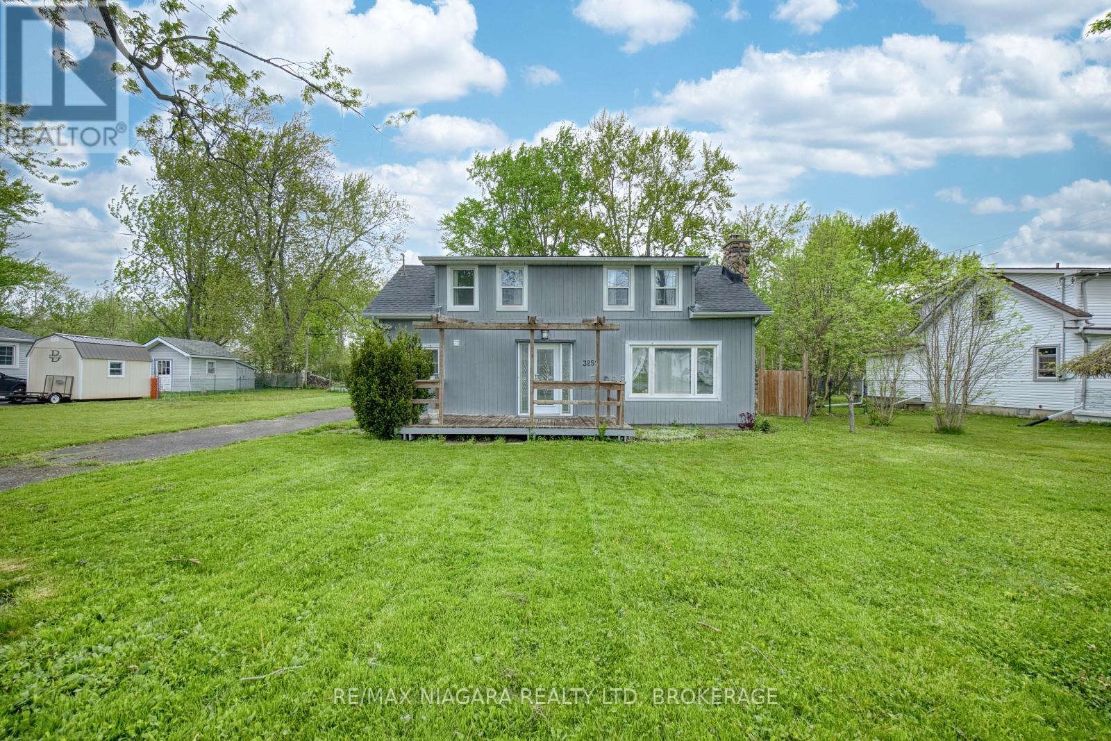 3252 Young Avenue, Fort Erie, Ontario  L0S 1N0 - Photo 3 - X13154494
