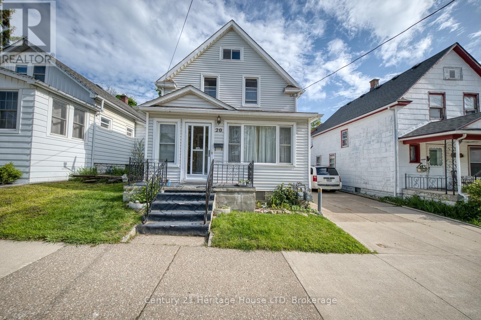 20 DUFFERIN STREET, Fort Erie, Ontario