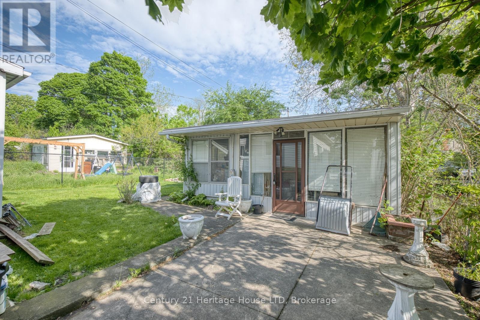 20 Dufferin Street, Fort Erie, Ontario  L2A 2T5 - Photo 30 - X13154820