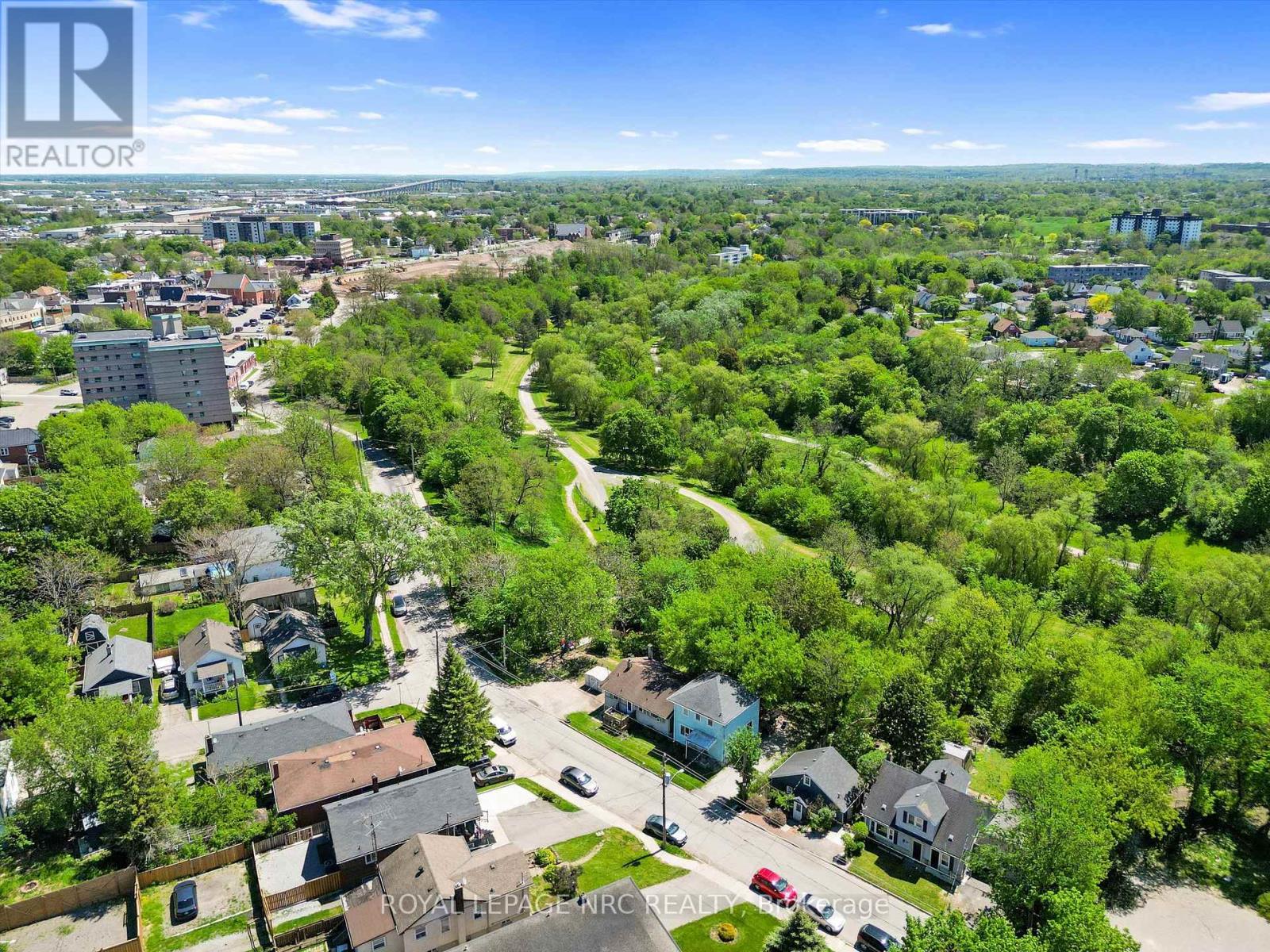 27 Gale Crescent, St. Catharines, Ontario  L2R 3K8 - Photo 8 - X13155916