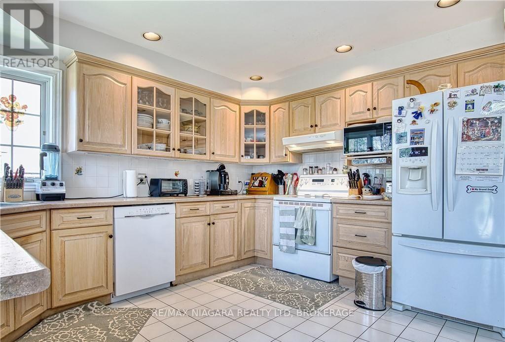 8165 Mount Olive Crescent, Niagara Falls, Ontario  L2H 2Y9 - Photo 15 - X13156890