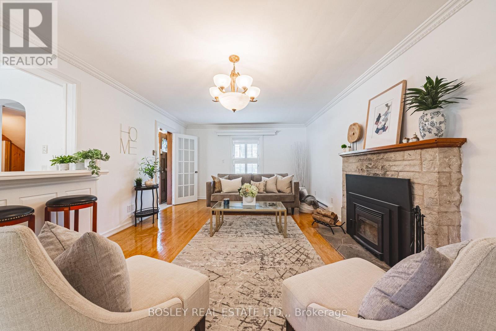 5039 Valley Way, Niagara Falls, Ontario  L2E 1W8 - Photo 5 - X13159112