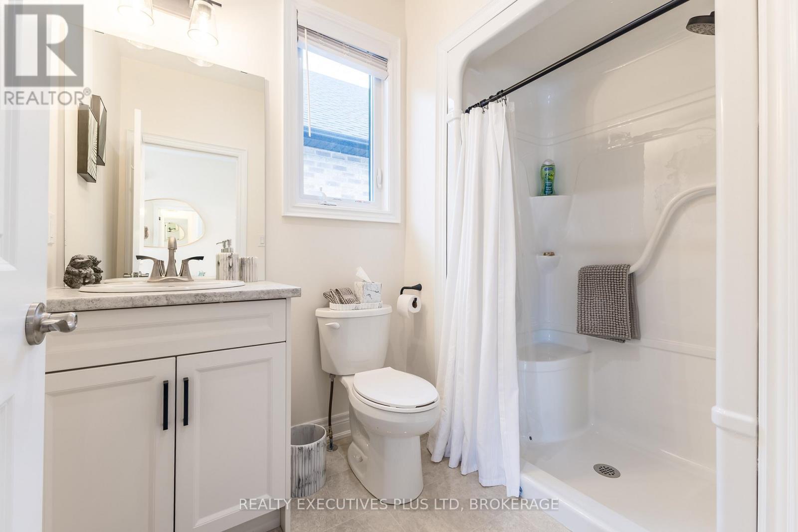 504 Royal Ridge Drive, Fort Erie, Ontario  L0S 1N0 - Photo 14 - X13159394