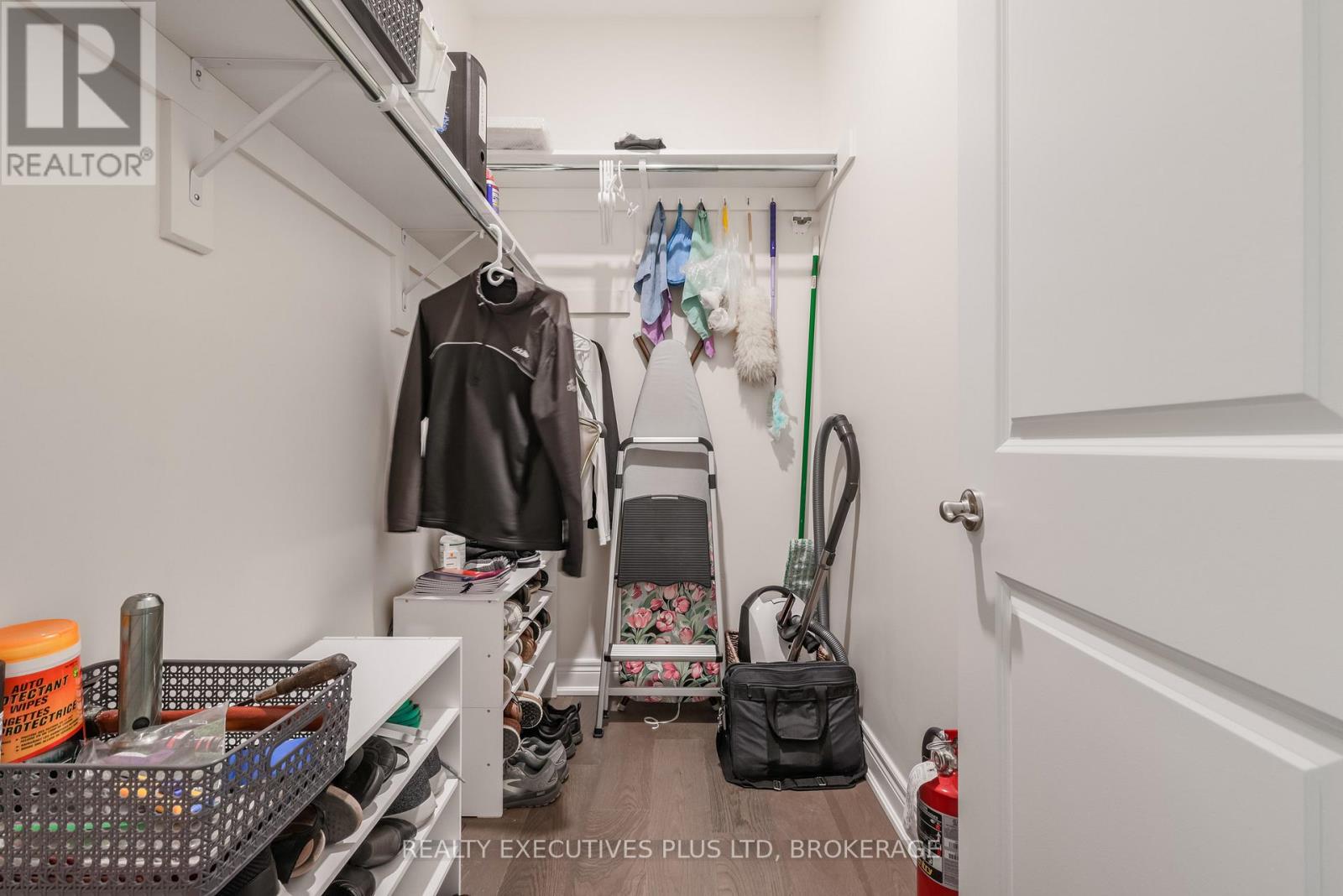 504 Royal Ridge Drive, Fort Erie, Ontario  L0S 1N0 - Photo 15 - X13159394