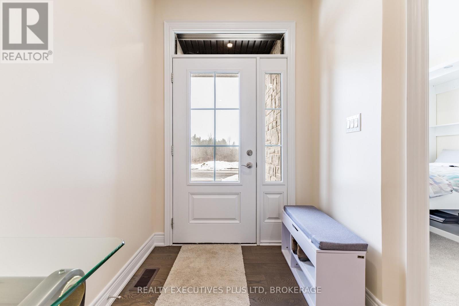 504 Royal Ridge Drive, Fort Erie, Ontario  L0S 1N0 - Photo 7 - X13159394