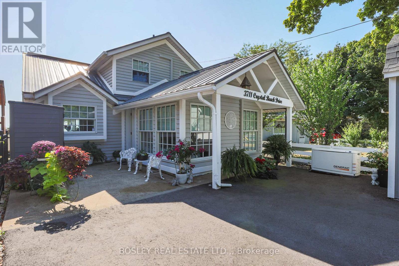3711 Crystal Beach Drive, Fort Erie, Ontario  L0S 1B0 - Photo 2 - X13160006