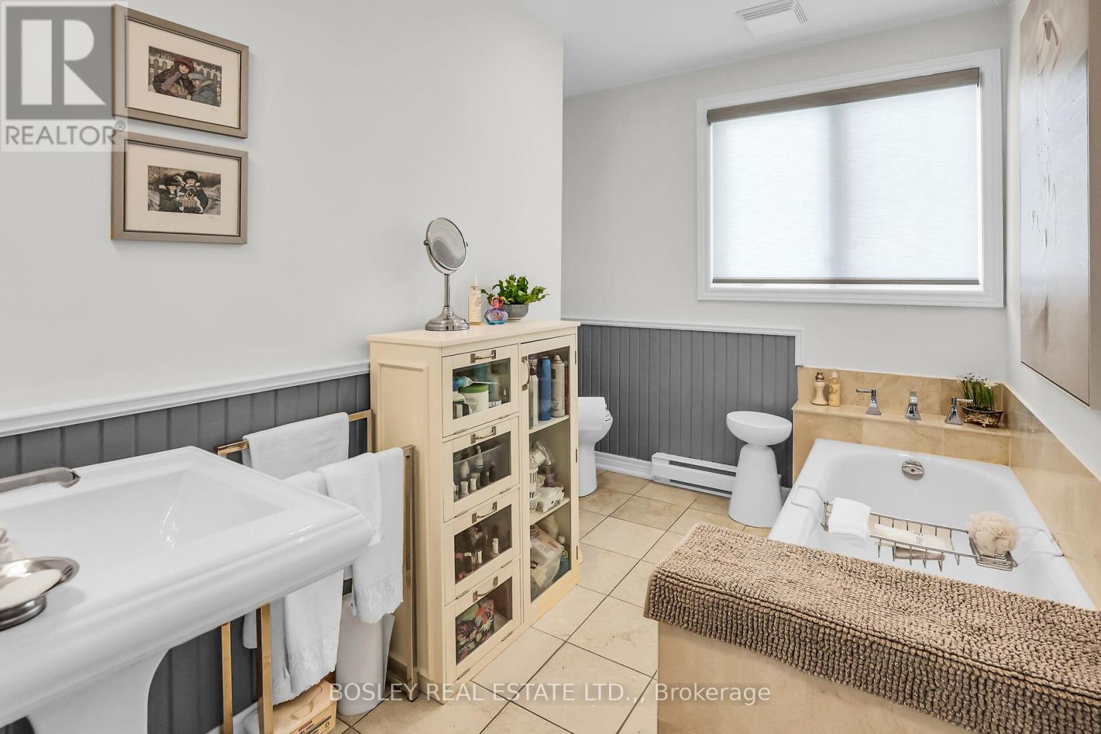 3711 Crystal Beach Drive, Fort Erie, Ontario  L0S 1B0 - Photo 24 - X13160006