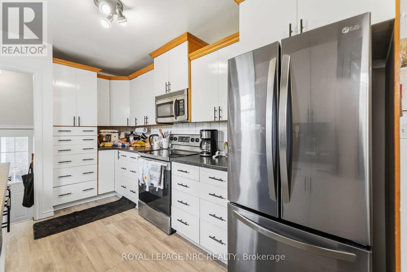 7101 Roger Crescent, Niagara Falls, Ontario  L2G 3A6 - Photo 13 - X13161416