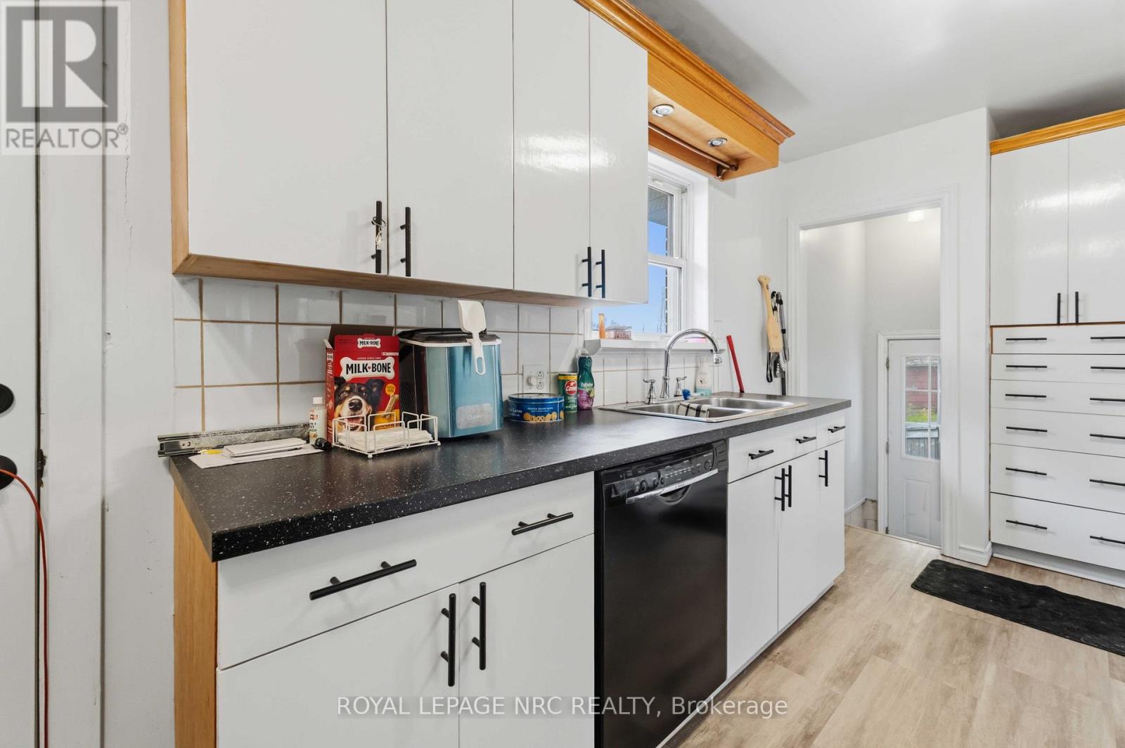7101 Roger Crescent, Niagara Falls, Ontario  L2G 3A6 - Photo 14 - X13161416