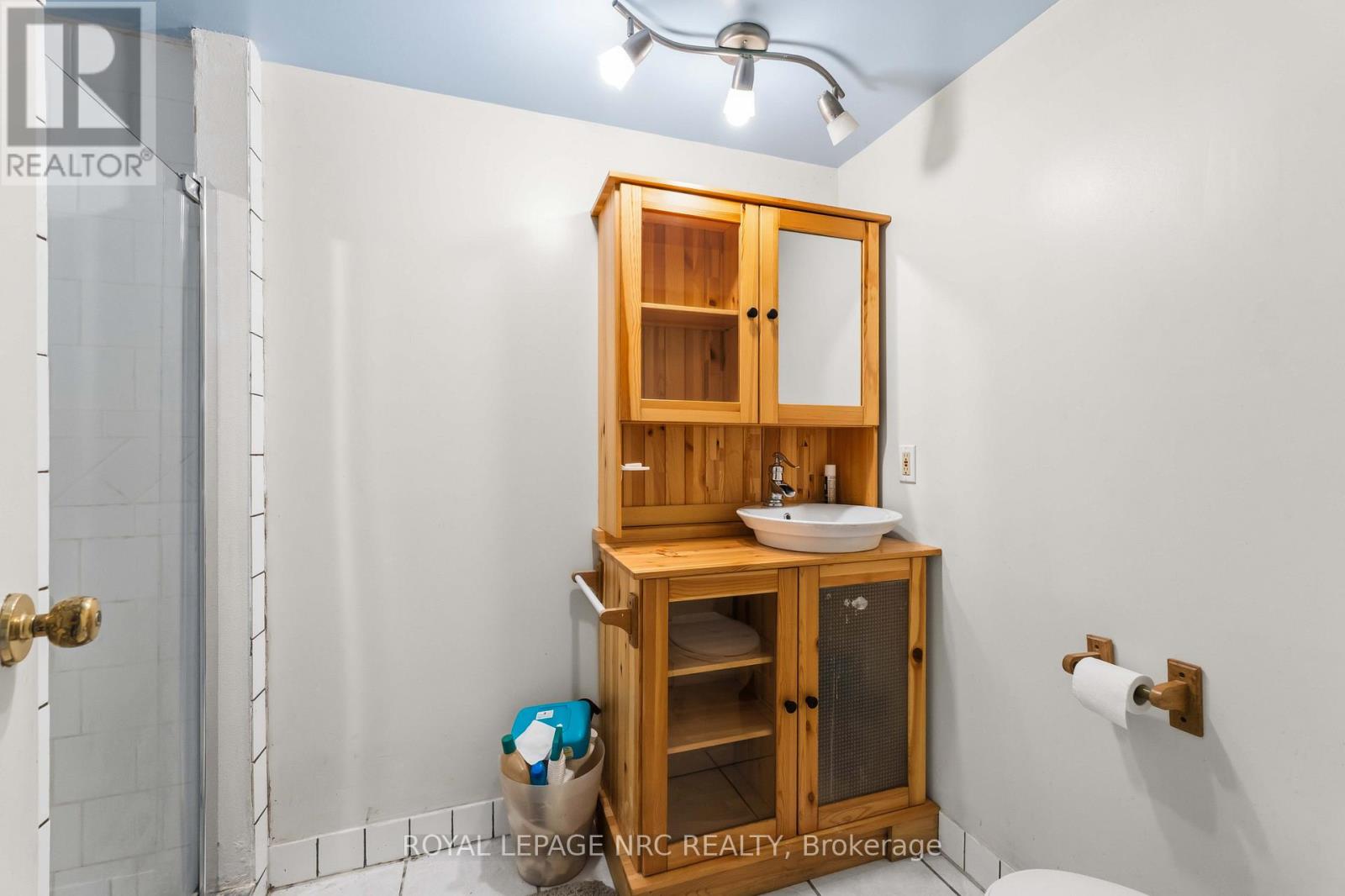 7101 Roger Crescent, Niagara Falls, Ontario  L2G 3A6 - Photo 31 - X13161416