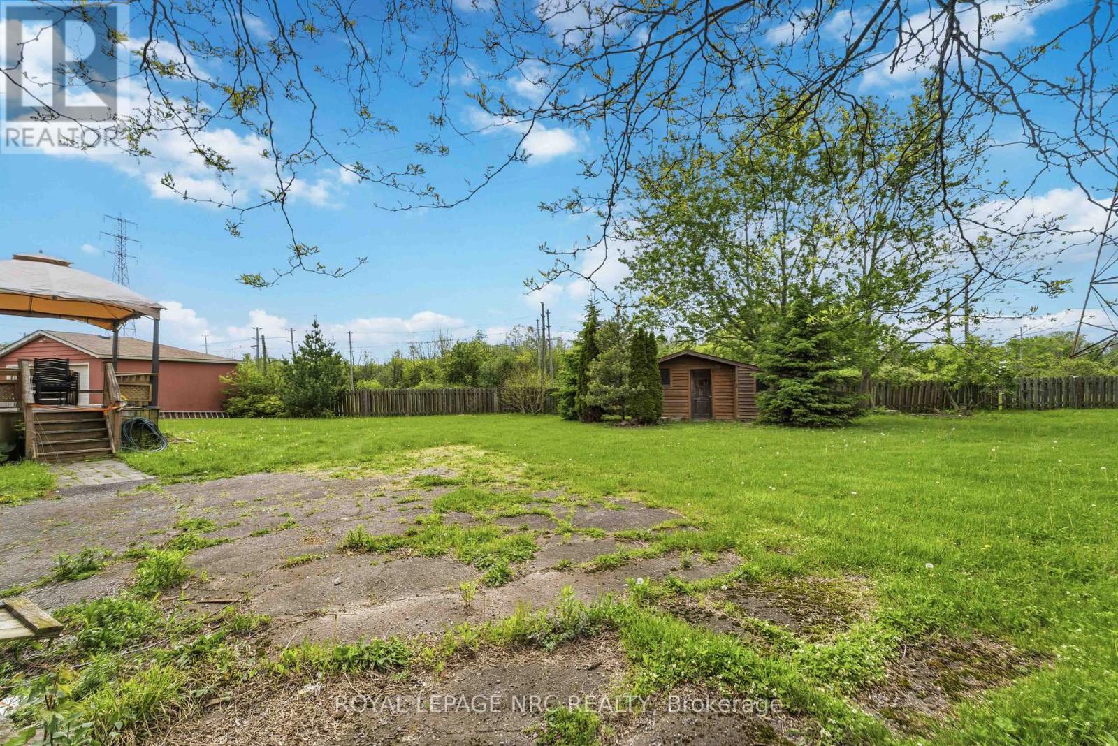 7101 Roger Crescent, Niagara Falls, Ontario  L2G 3A6 - Photo 36 - X13161416