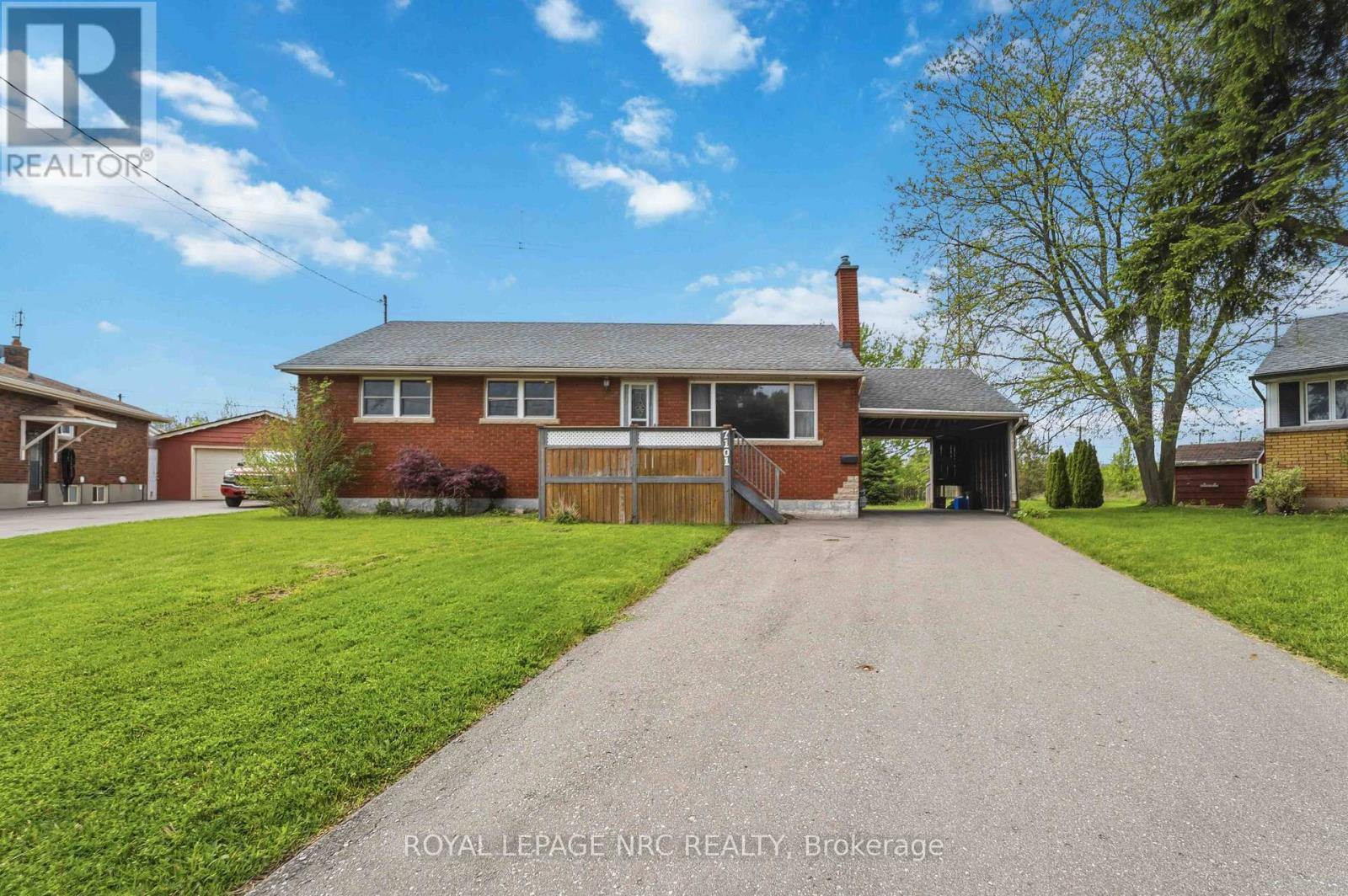 7101 Roger Crescent, Niagara Falls, Ontario  L2G 3A6 - Photo 4 - X13161416