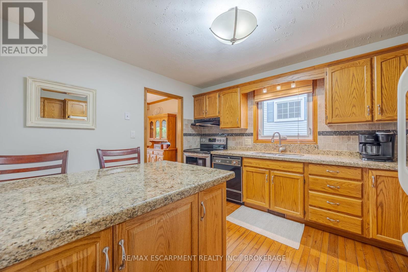 7543 Merritt Avenue, Niagara Falls, Ontario  L2G 5C3 - Photo 5 - X13161624
