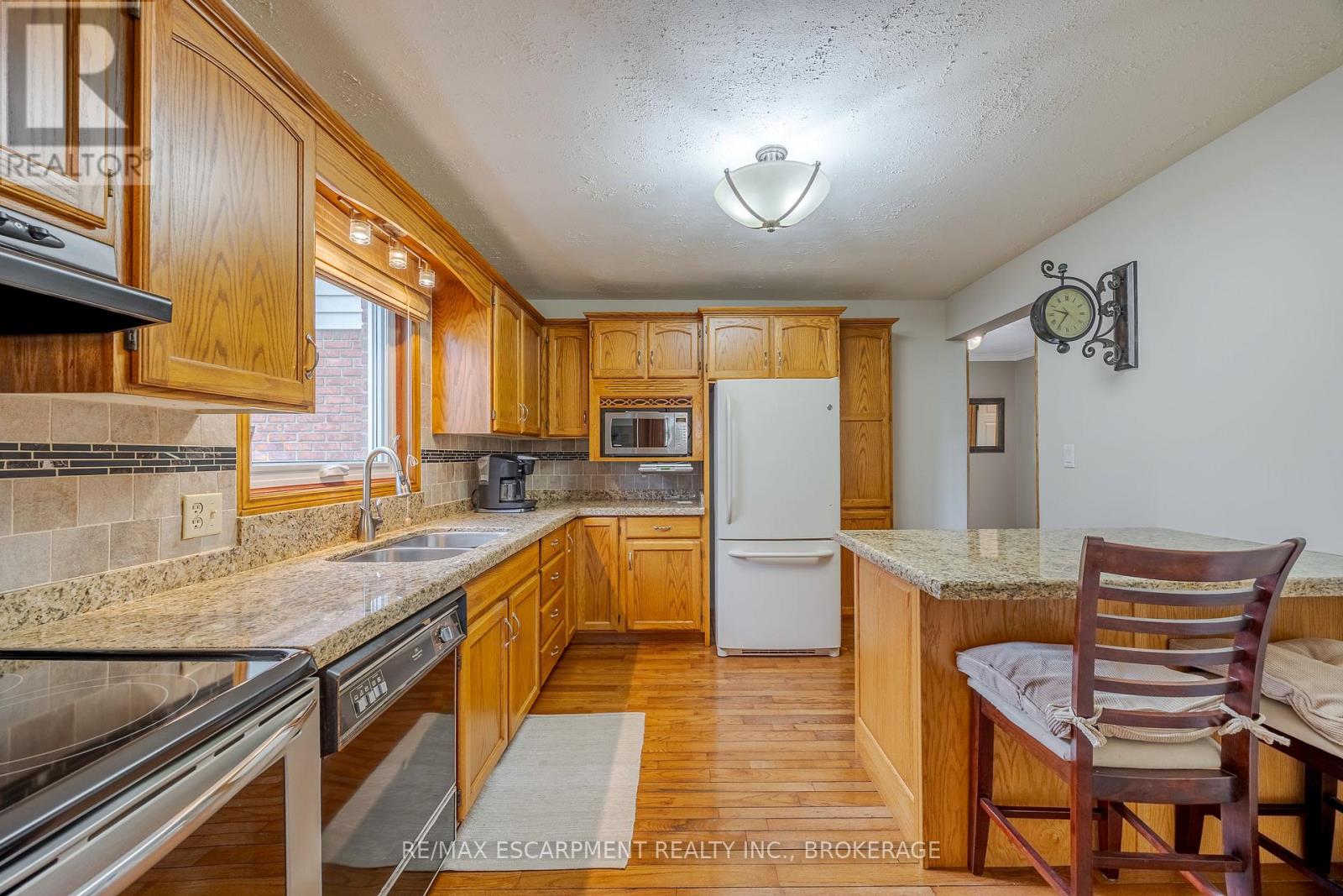 7543 Merritt Avenue, Niagara Falls, Ontario  L2G 5C3 - Photo 6 - X13161624