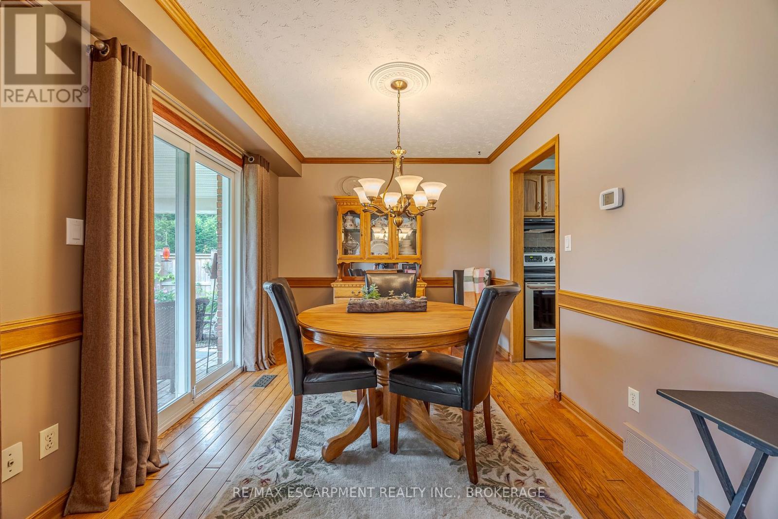7543 Merritt Avenue, Niagara Falls, Ontario  L2G 5C3 - Photo 9 - X13161624