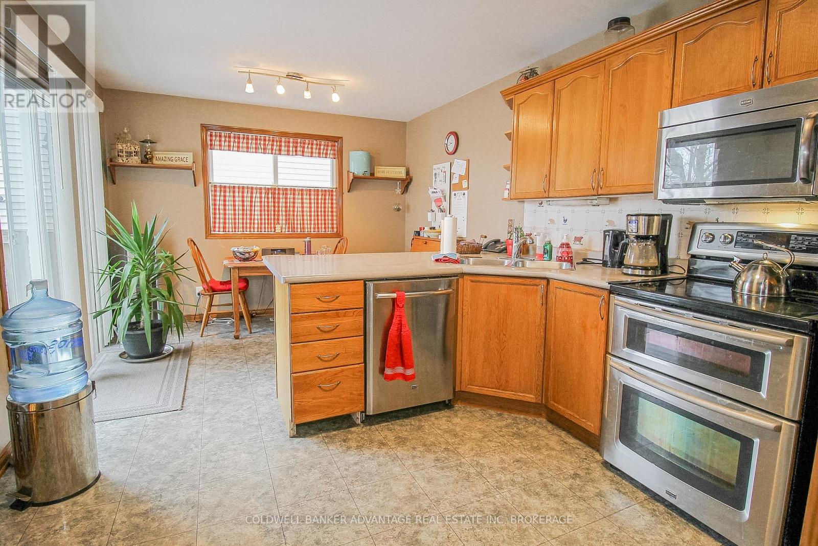 19 Windle Village Crescent, Thorold, Ontario  L2V 4Z6 - Photo 9 - X13162292