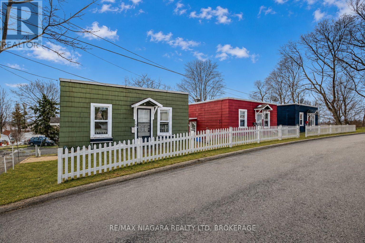 8 CATHARINE STREET, Port Colborne, Ontario