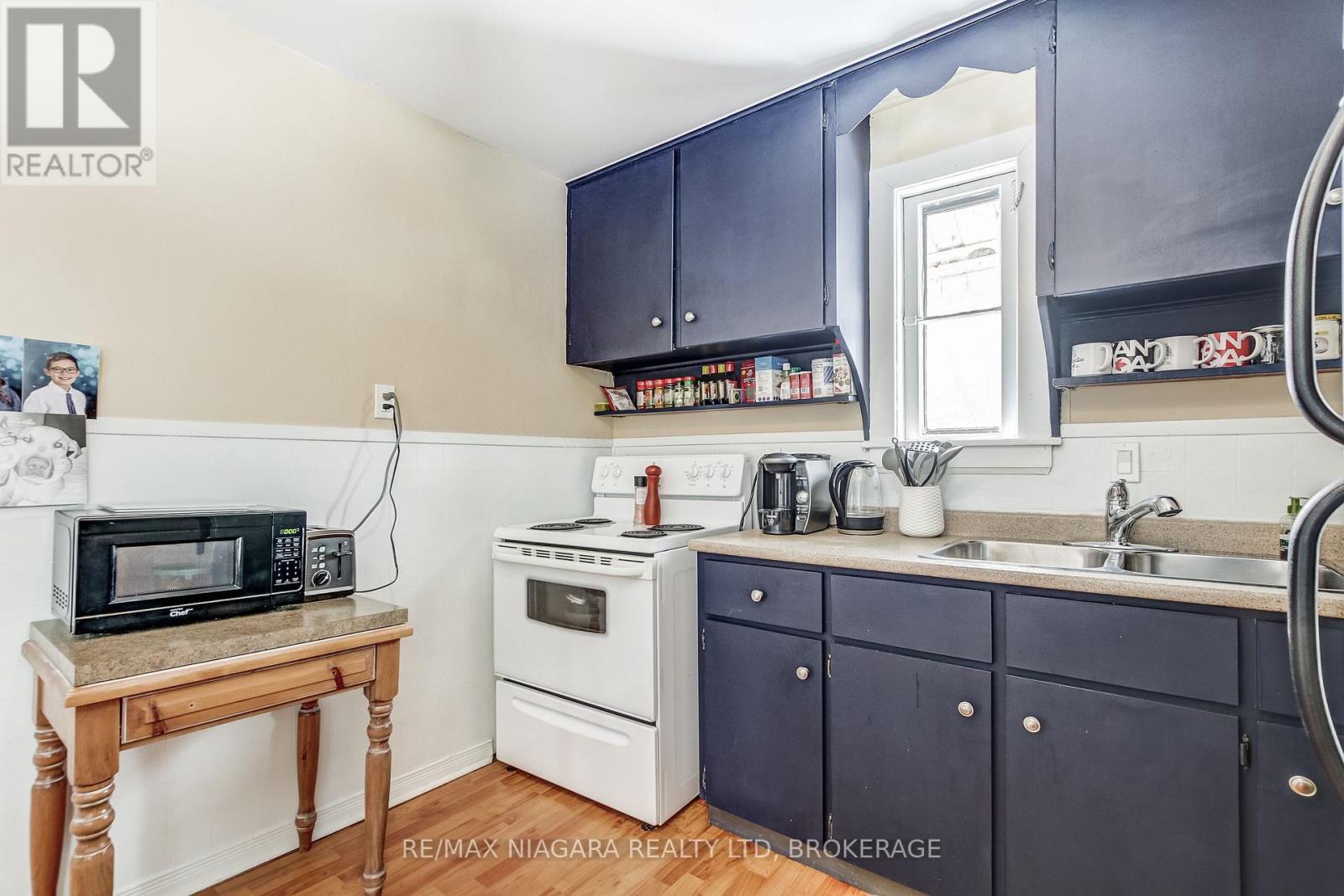 8 Catharine Street, Port Colborne, Ontario  L3K 4J6 - Photo 11 - X13164686