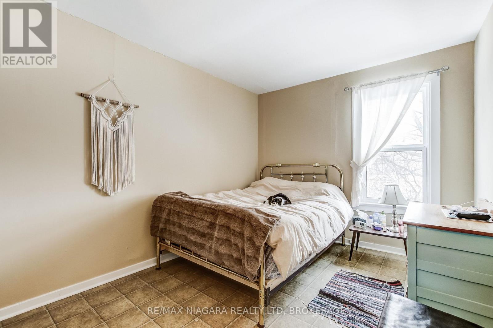 8 Catharine Street, Port Colborne, Ontario  L3K 4J6 - Photo 13 - X13164686
