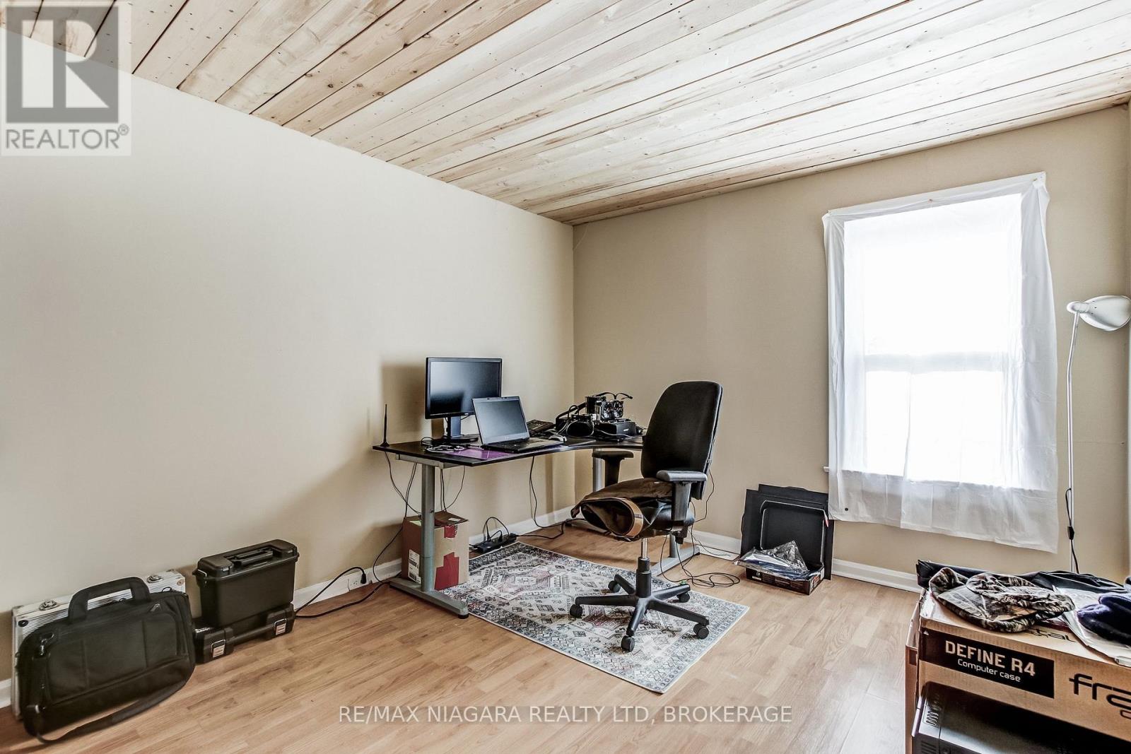 8 Catharine Street, Port Colborne, Ontario  L3K 4J6 - Photo 28 - X13164686