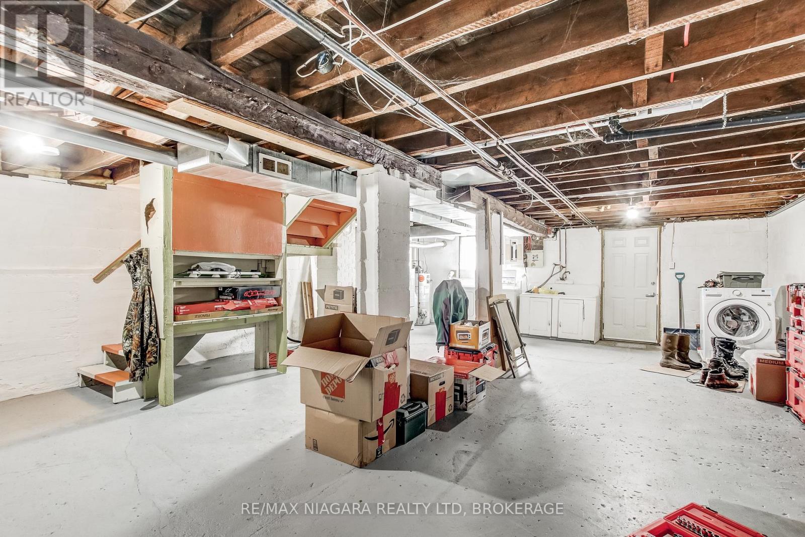 8 Catharine Street, Port Colborne, Ontario  L3K 4J6 - Photo 32 - X13164686