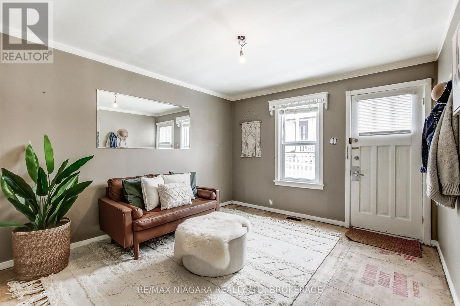 8 Catharine Street, Port Colborne, Ontario  L3K 4J6 - Photo 38 - X13164686