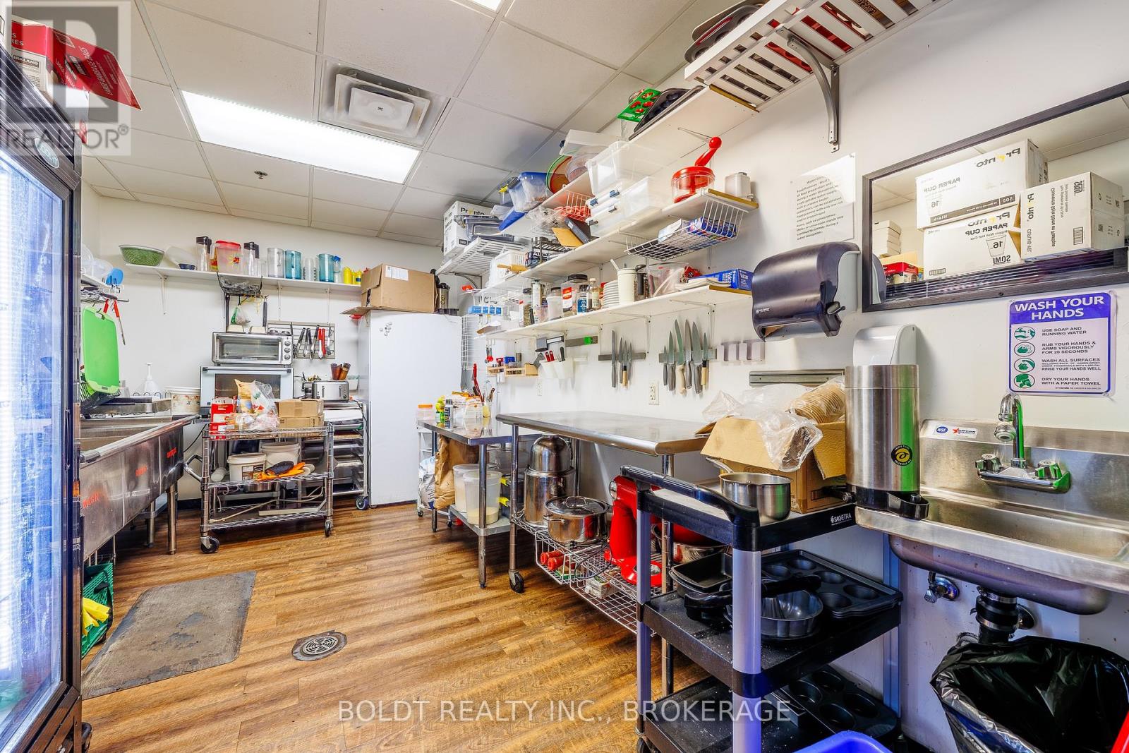 7 - 3490 Schmon Parkway, Thorold, Ontario  L2V 0C4 - Photo 9 - X13164776