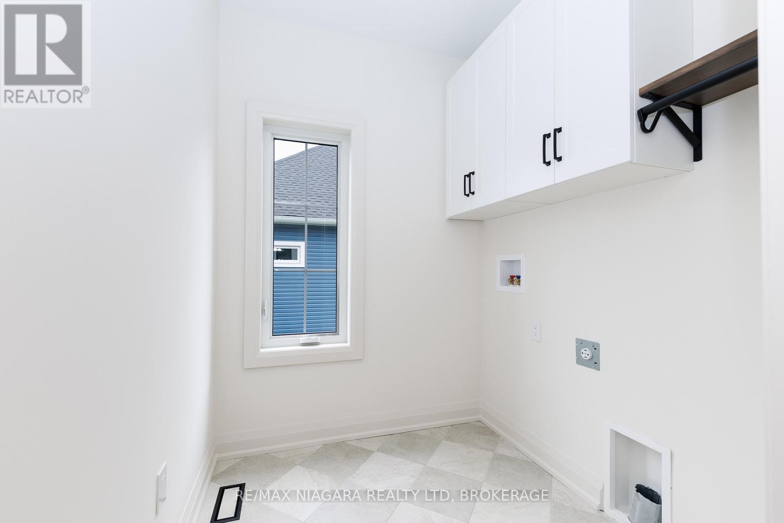60 Pleasant Avenue N, Fort Erie, Ontario  L0S 1N0 - Photo 24 - X13165660
