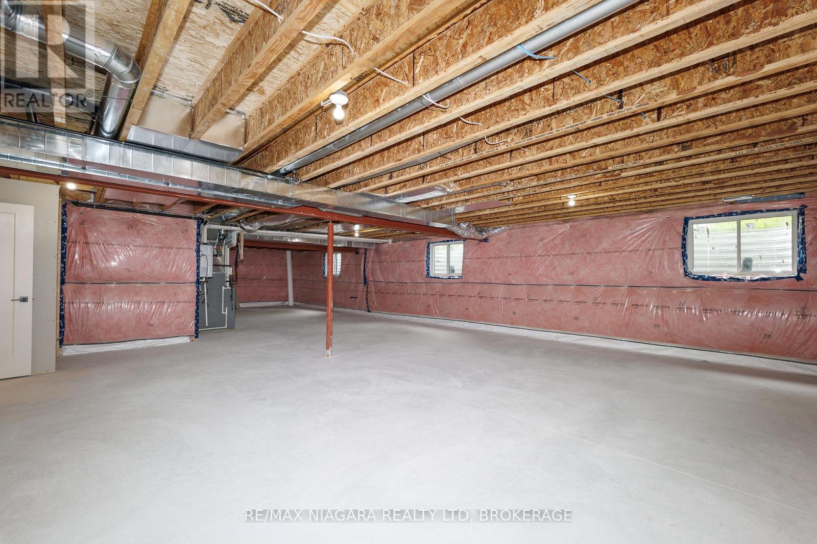 60 Pleasant Avenue N, Fort Erie, Ontario  L0S 1N0 - Photo 39 - X13165660
