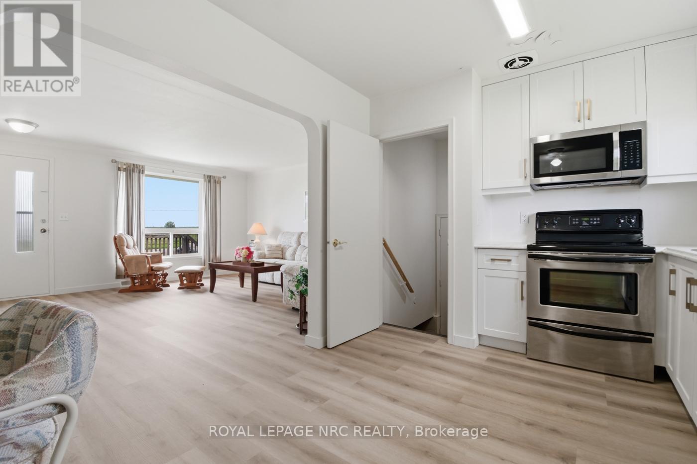 2041 Third Street Louth, St. Catharines, Ontario  L2S 6P9 - Photo 14 - X13165860