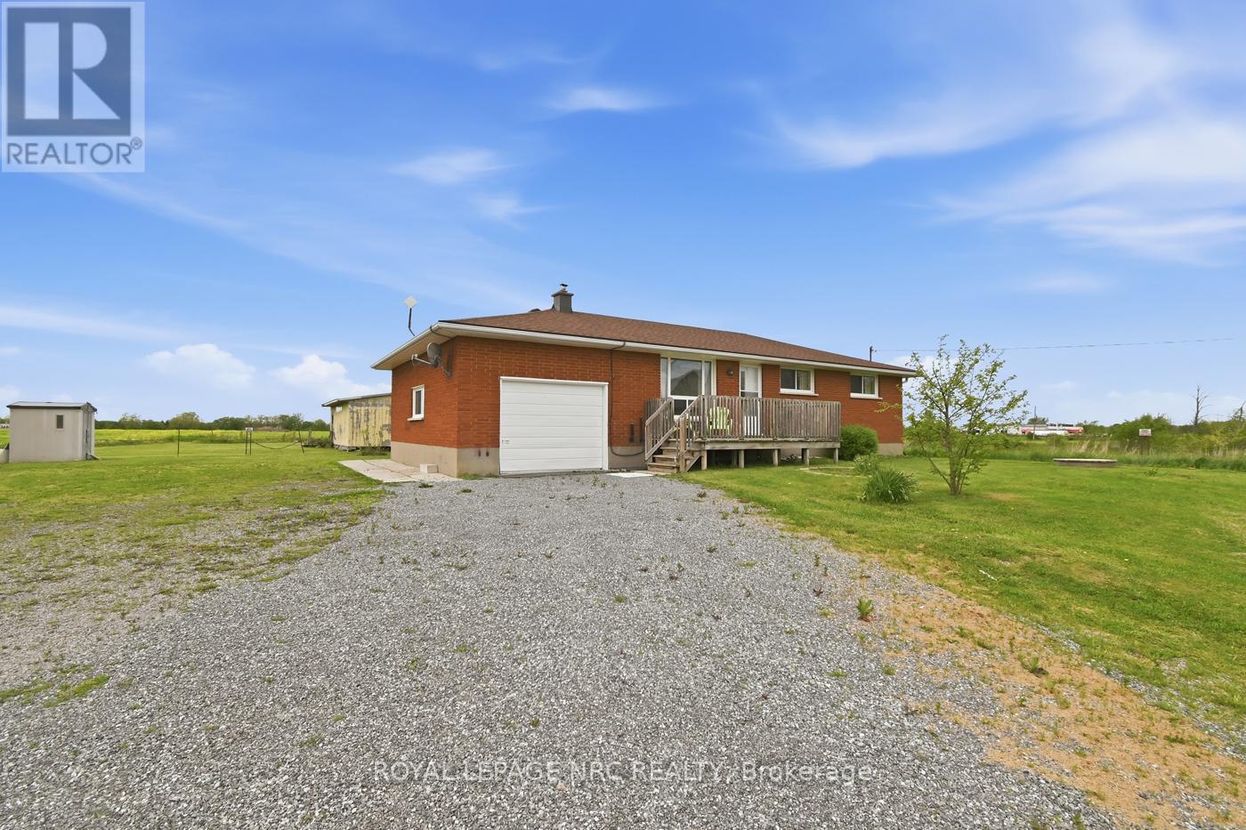 2041 Third Street Louth, St. Catharines, Ontario  L2S 6P9 - Photo 2 - X13165860