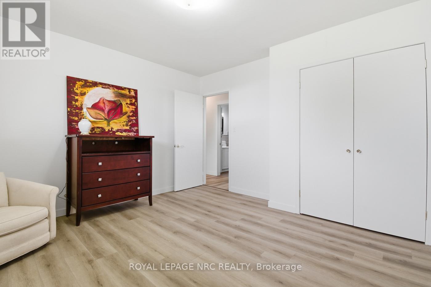 2041 Third Street Louth, St. Catharines, Ontario  L2S 6P9 - Photo 20 - X13165860