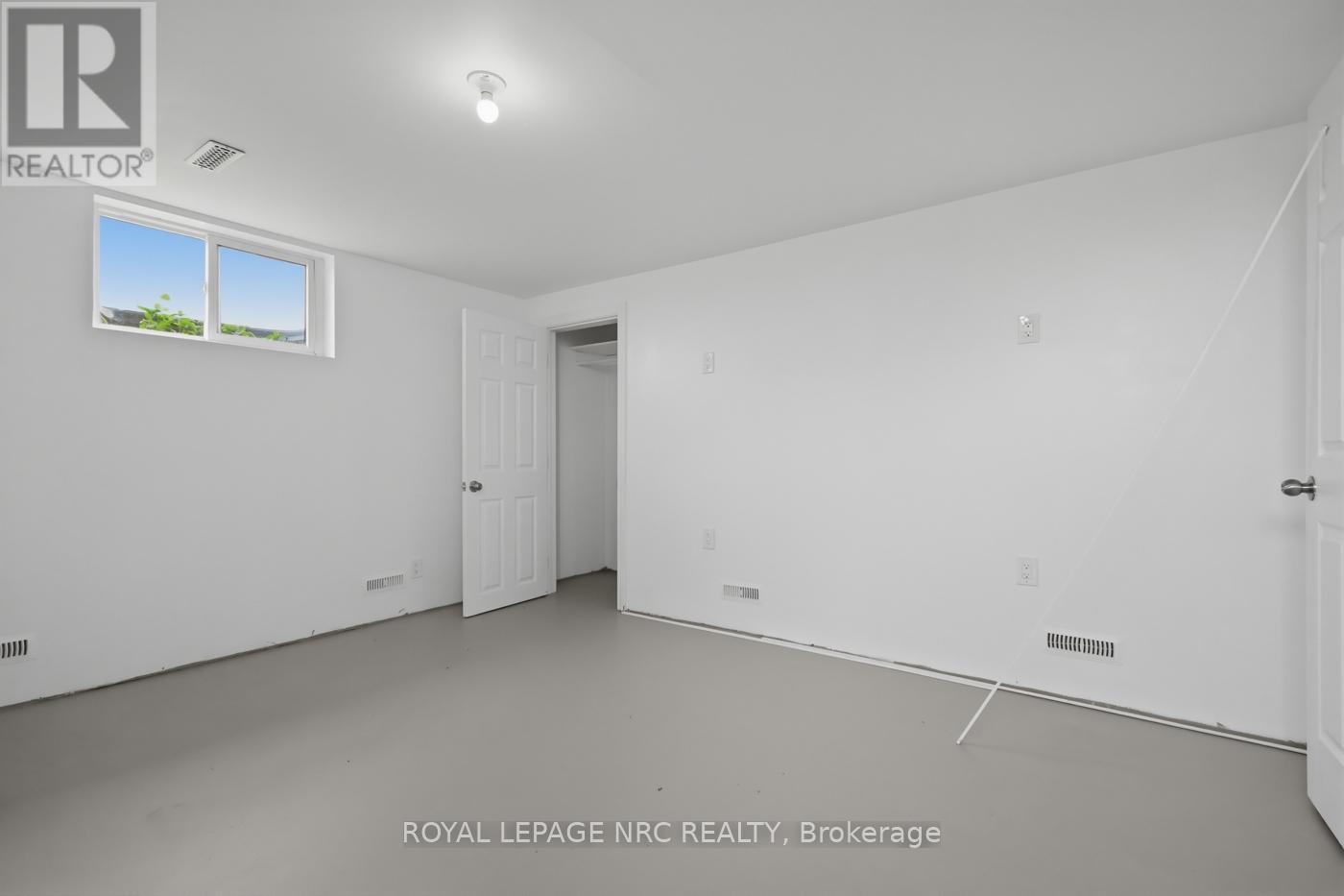 2041 Third Street Louth, St. Catharines, Ontario  L2S 6P9 - Photo 27 - X13165860