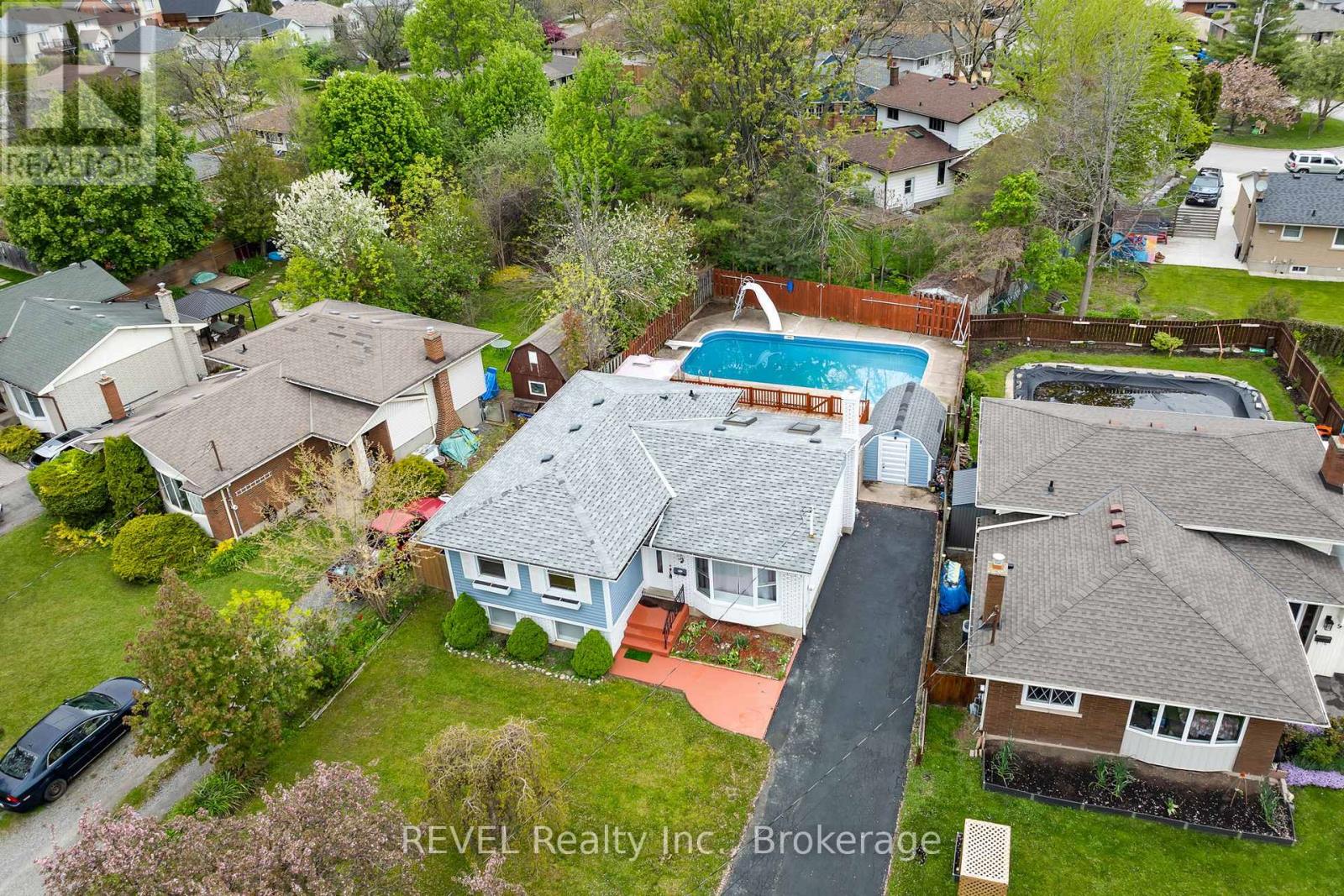 7 Rendale Avenue, St. Catharines, Ontario  L2M 6E9 - Photo 4 - X13165916
