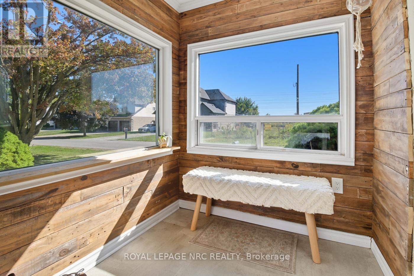 2459 Thompson Road, Niagara Falls, Ontario  L2E 6S4 - Photo 5 - X13167236