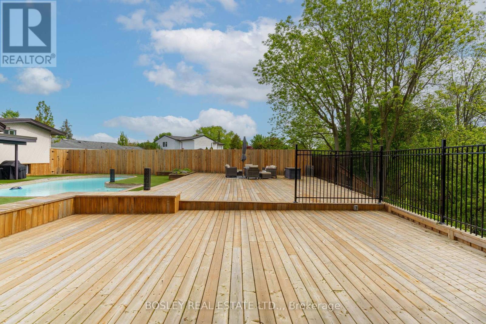 93 Riverview Boulevard, St. Catharines, Ontario  L2T 3M3 - Photo 45 - X13167306