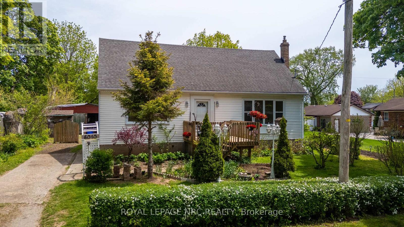 6010 CARLTON AVENUE, Niagara Falls, Ontario