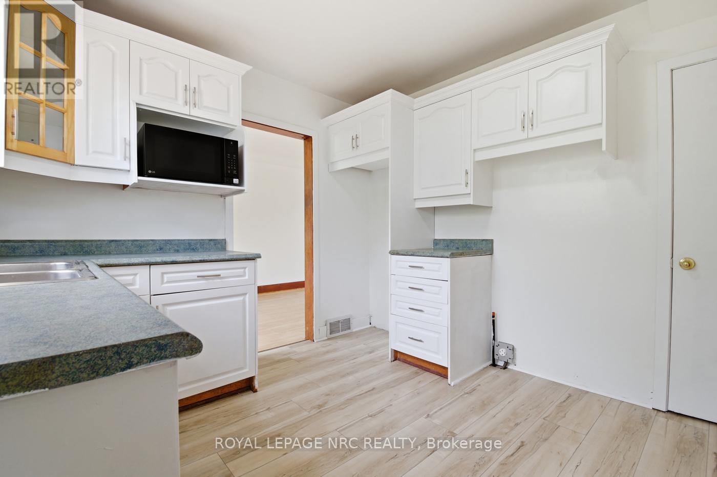 6010 Carlton Avenue, Niagara Falls, Ontario  L2G 5J5 - Photo 19 - X13168014