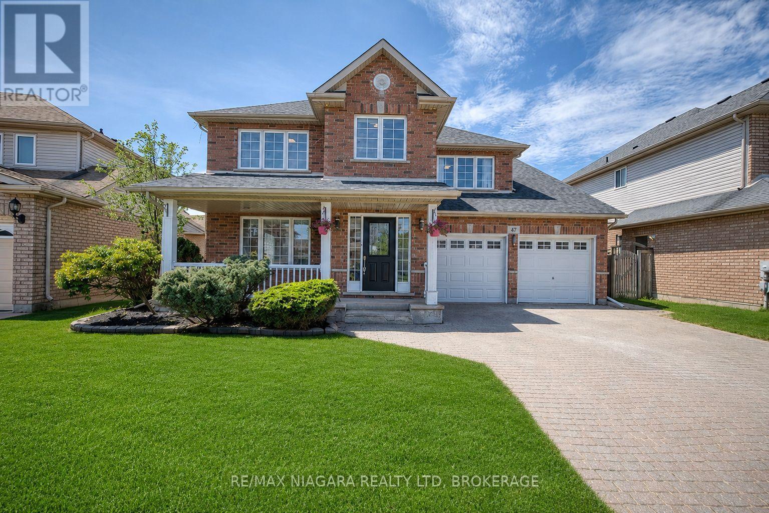 47 HONEY LOCUST CIRCLE, Thorold, Ontario