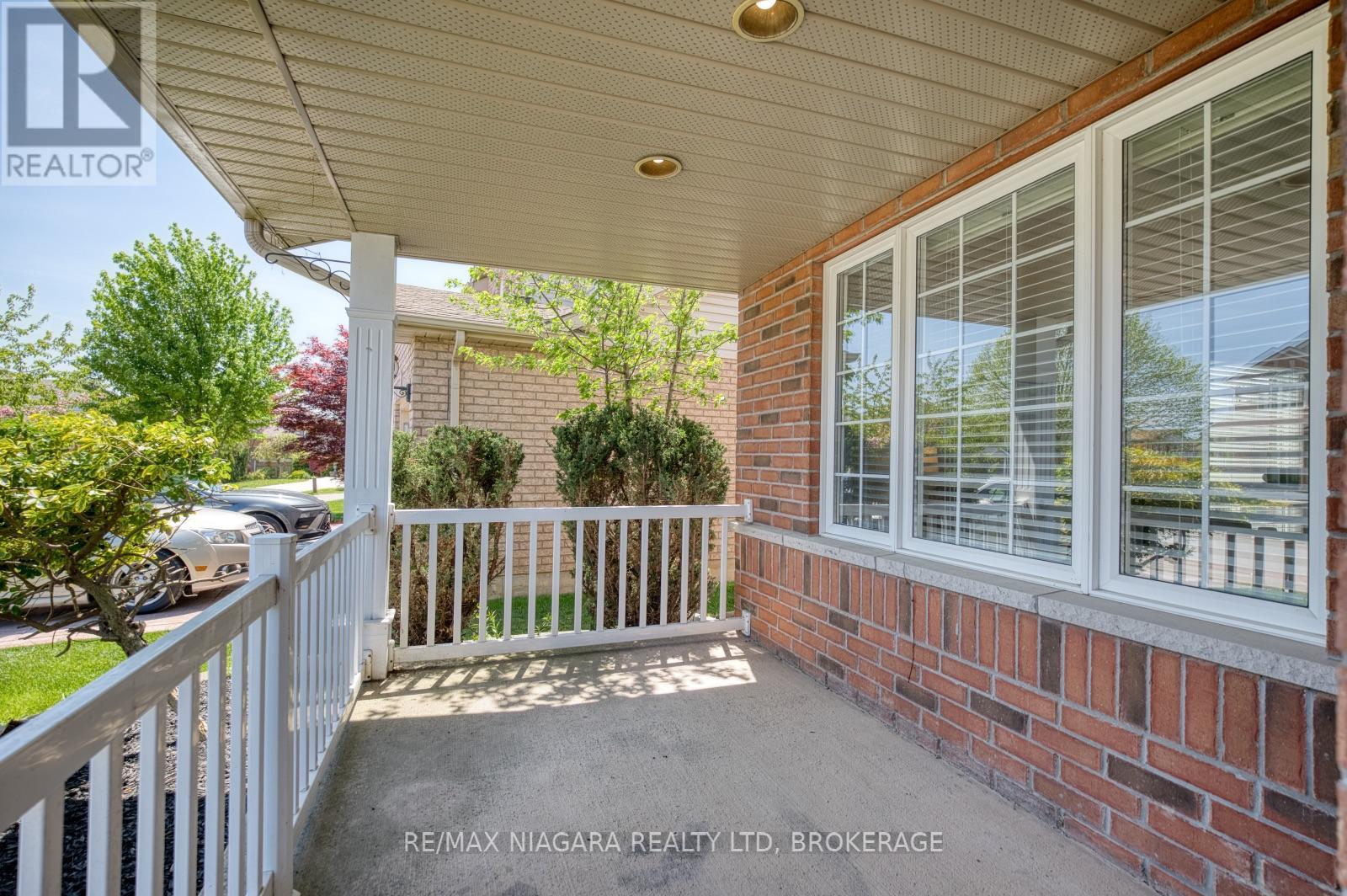 47 Honey Locust Circle, Thorold, Ontario  L2V 5E2 - Photo 4 - X13168946
