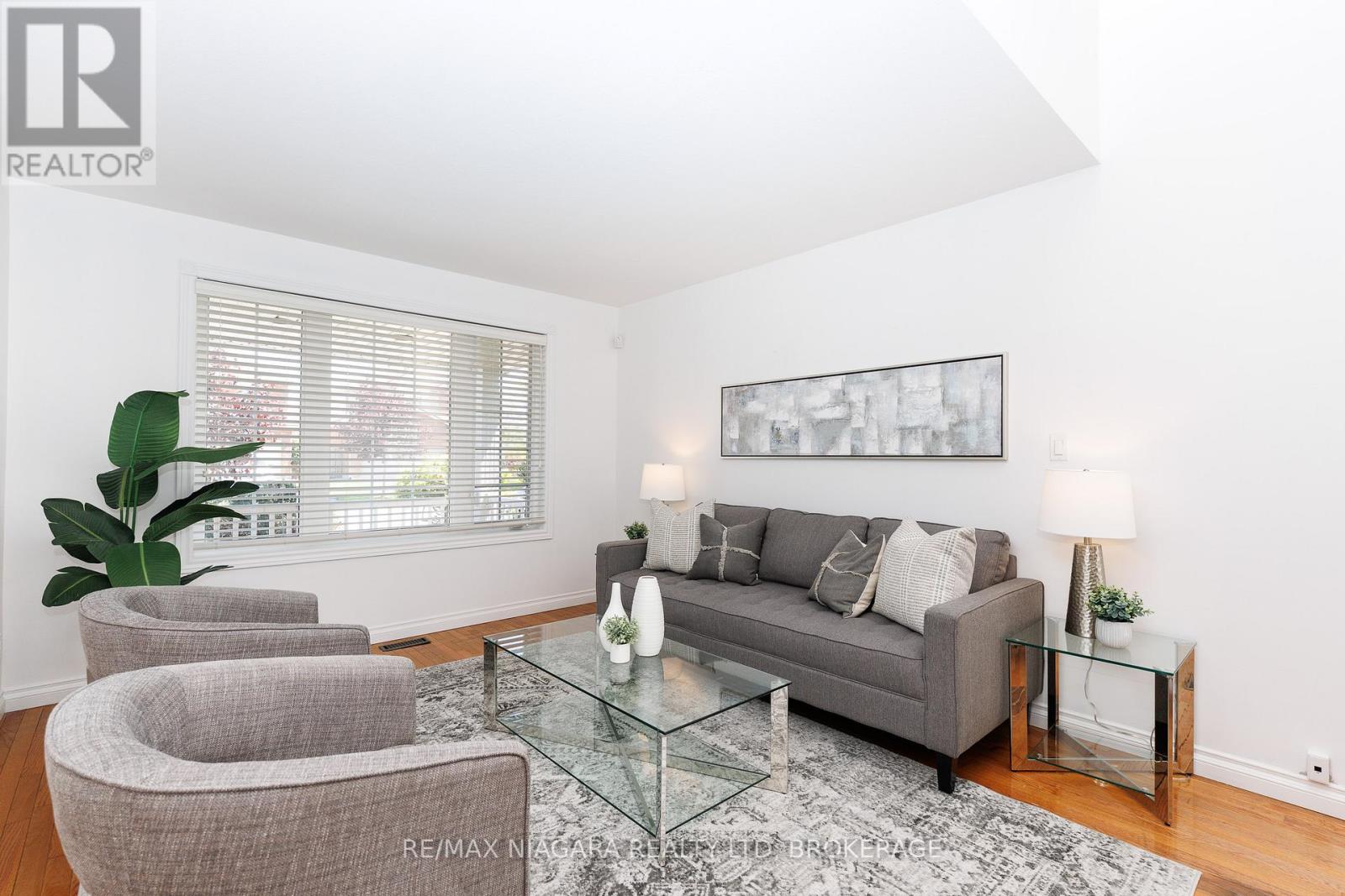 47 Honey Locust Circle, Thorold, Ontario  L2V 5E2 - Photo 7 - X13168946