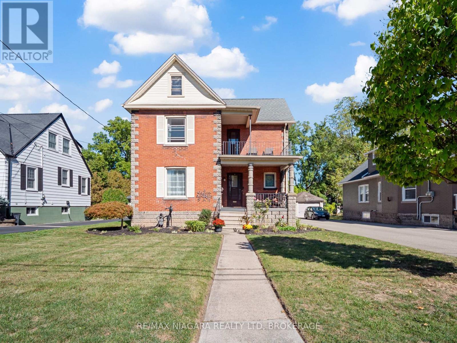 18 Emerick Avenue, Fort Erie, Ontario  L2A 2W3 - Photo 2 - X13170146