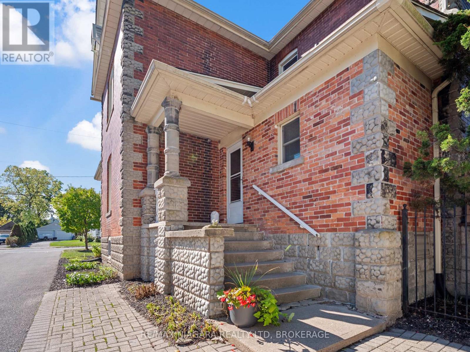 18 Emerick Avenue, Fort Erie, Ontario  L2A 2W3 - Photo 7 - X13170146