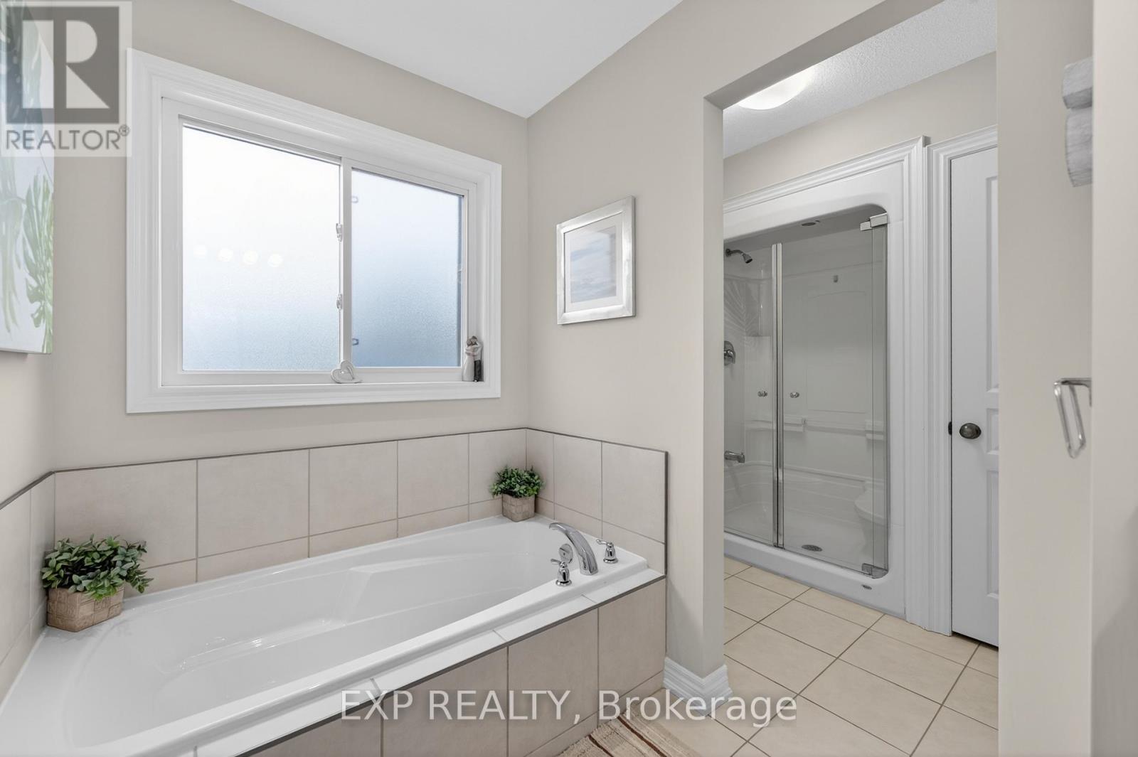 5783 Jake Crescent, Niagara Falls, Ontario  L2H 0G3 - Photo 36 - X13170402
