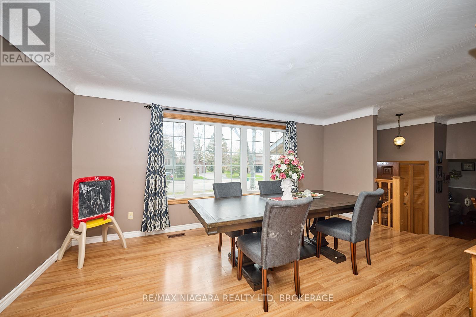 953 Grandview Road, Fort Erie, Ontario  L2A 5R4 - Photo 6 - X13170956
