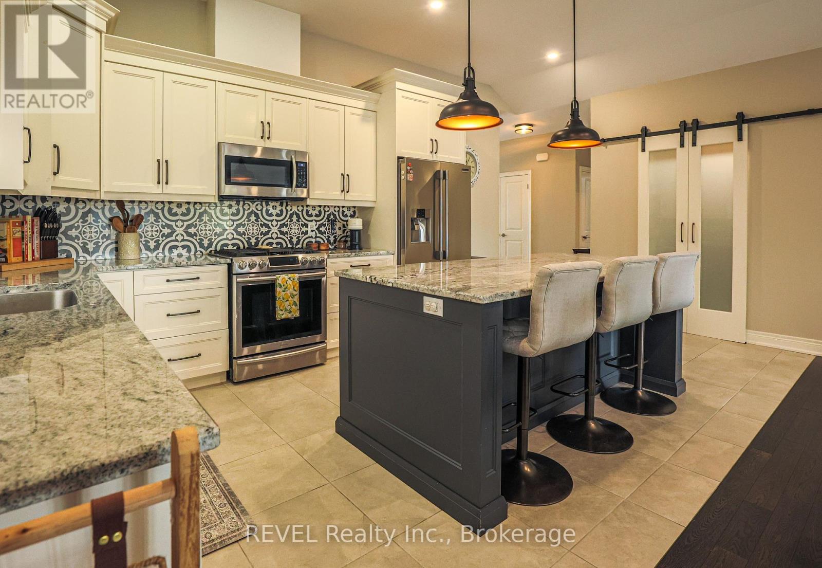 15 Willowbrook Drive, Welland, Ontario  L3C 0G1 - Photo 13 - X13171862