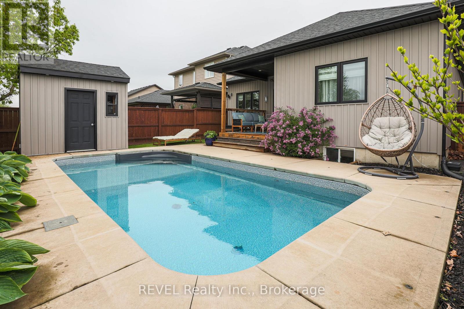 15 Willowbrook Drive, Welland, Ontario  L3C 0G1 - Photo 8 - X13171862